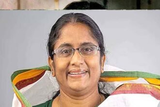 35 വർഷത്തിന് ശേഷം സഭാനേതൃത്വത്തിലേക്ക് ഒരു വനിത; മുഹമ്മദ് മൊഹ്സിനെ പരാജയപ്പെടുത്തി ഷാനിമോൾ ഉസ്മാൻ ഡപ്യൂട്ടി സ്പീക്കർ